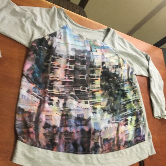 Unique Artistic Crewneck Sweater - Picture 4 of 10